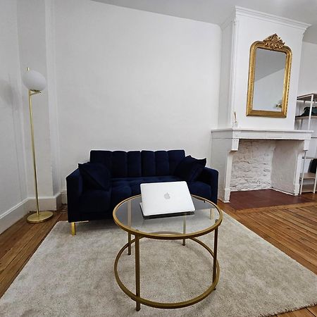 Suite Chic, Contemporaine Au Pied De La Cathedrale Виен Екстериор снимка