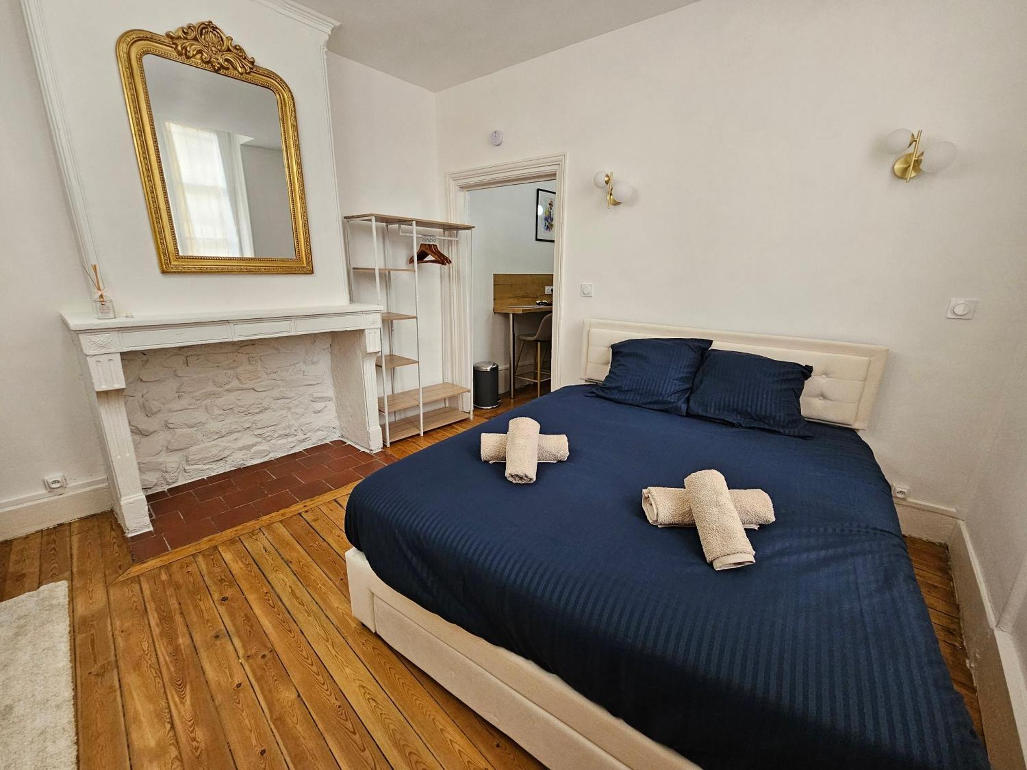 Suite Chic, Contemporaine Au Pied De La Cathedrale Виен Екстериор снимка